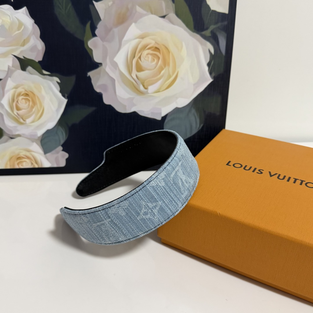 爆款来袭🔥 配包装 专柜1比1 材质# LV（路易威登）最新老花爆款，所见即所得，新款弹力质感手感都非常