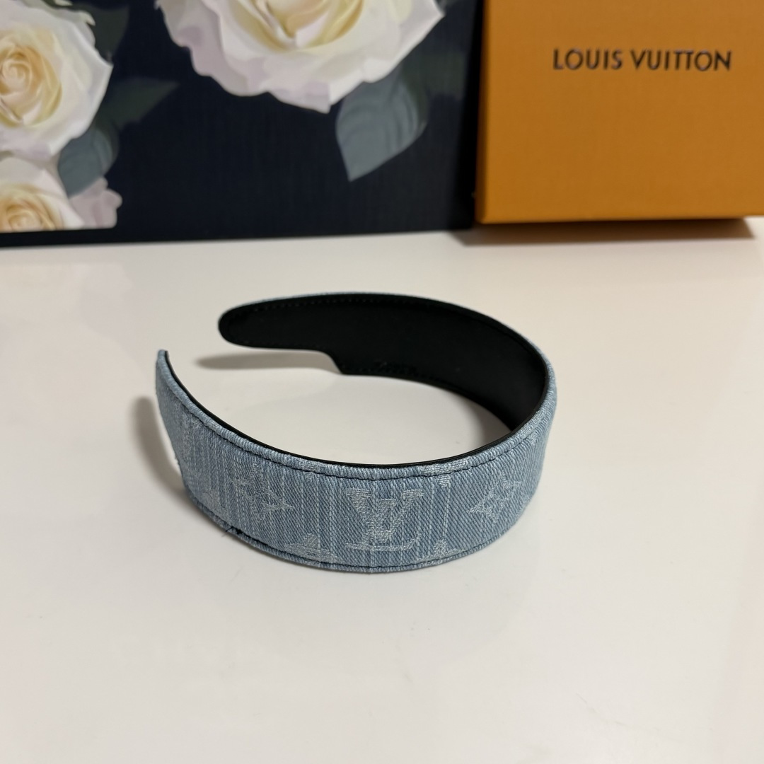 爆款来袭🔥 配包装 专柜1比1 材质# LV（路易威登）最新老花爆款，所见即所得，新款弹力质感手感都非常