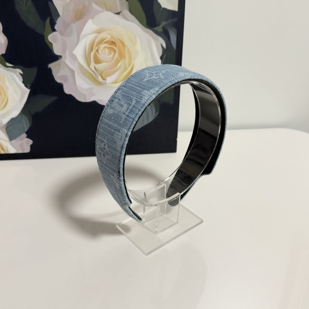 爆款来袭🔥 配包装 专柜1比1 材质# LV（路易威登）最新老花爆款，所见即所得，新款弹力质感手感都非常