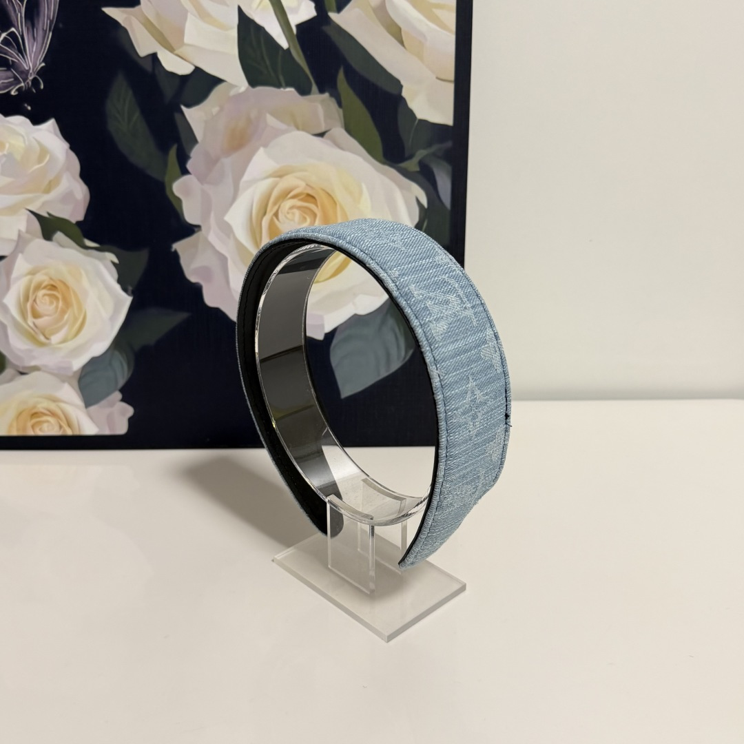 爆款来袭🔥 配包装 专柜1比1 材质# LV（路易威登）最新老花爆款，所见即所得，新款弹力质感手感都非常