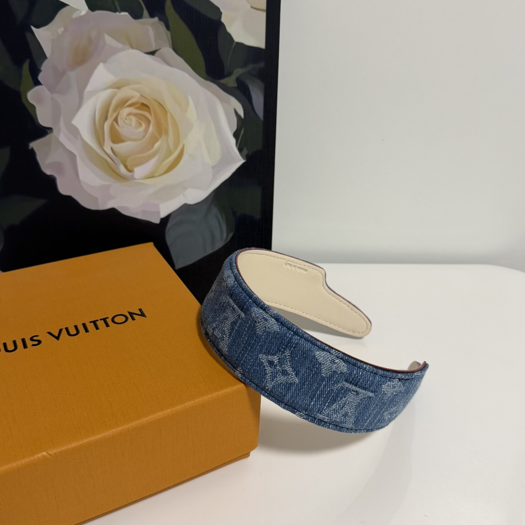 爆款来袭🔥 配包装 专柜1比1 材质# LV（路易威登）最新老花爆款，所见即所得，新款弹力质感手感都非常