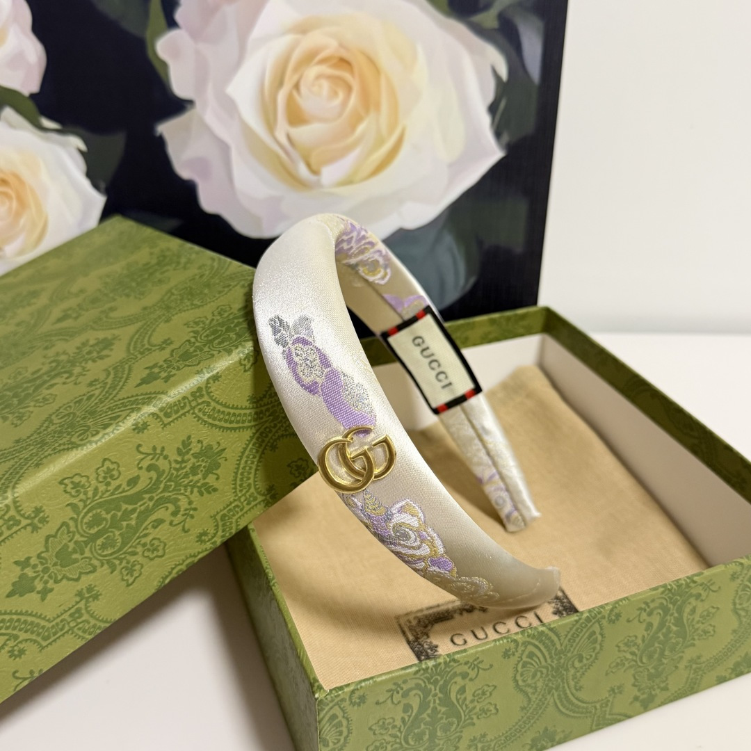 配专柜包装Gucci（古驰）最新发箍小仙女快入手特殊材质 不嘞头可盐可甜～
