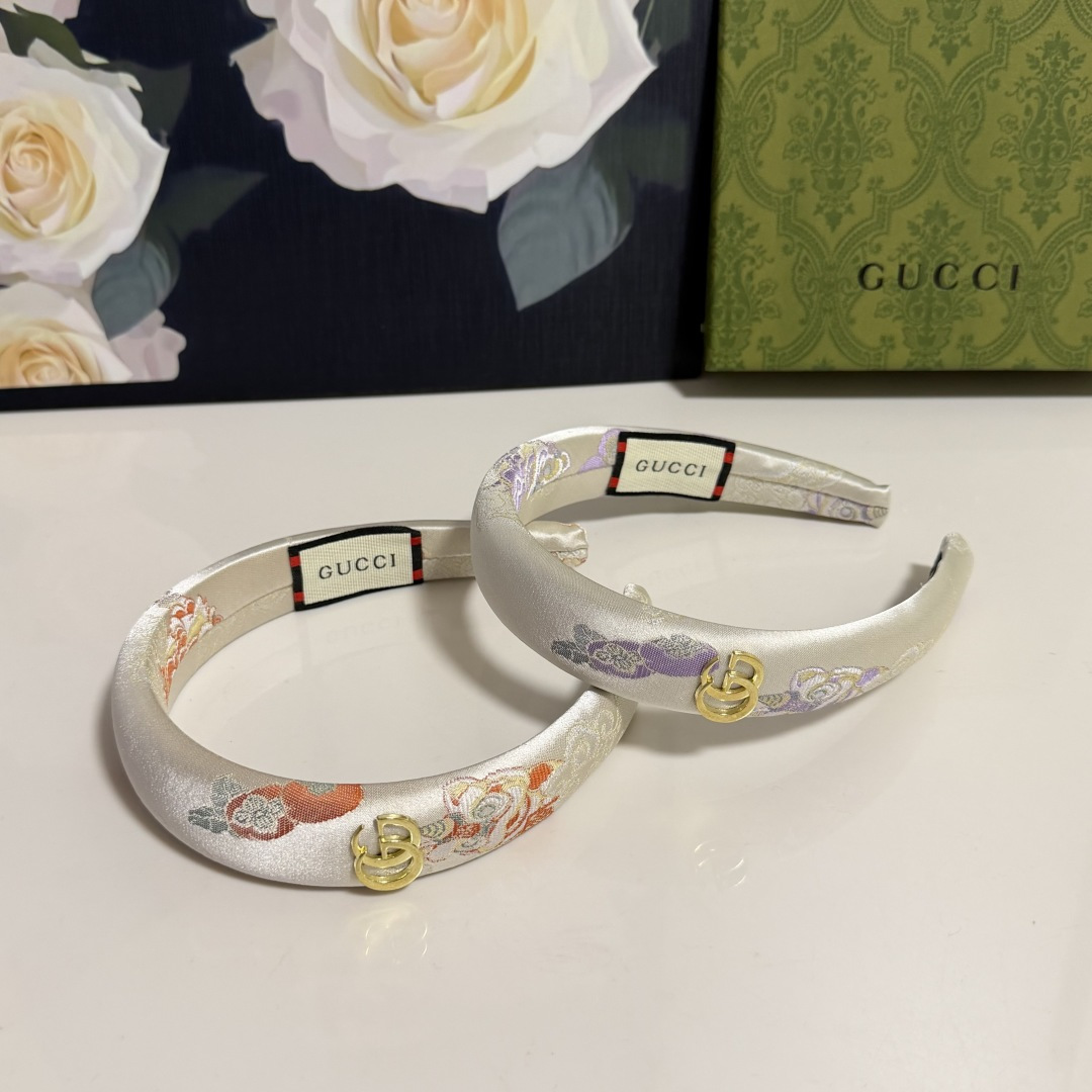 配专柜包装Gucci（古驰）最新发箍小仙女快入手特殊材质 不嘞头可盐可甜～