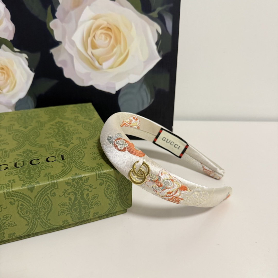配专柜包装Gucci（古驰）最新发箍小仙女快入手特殊材质 不嘞头可盐可甜～