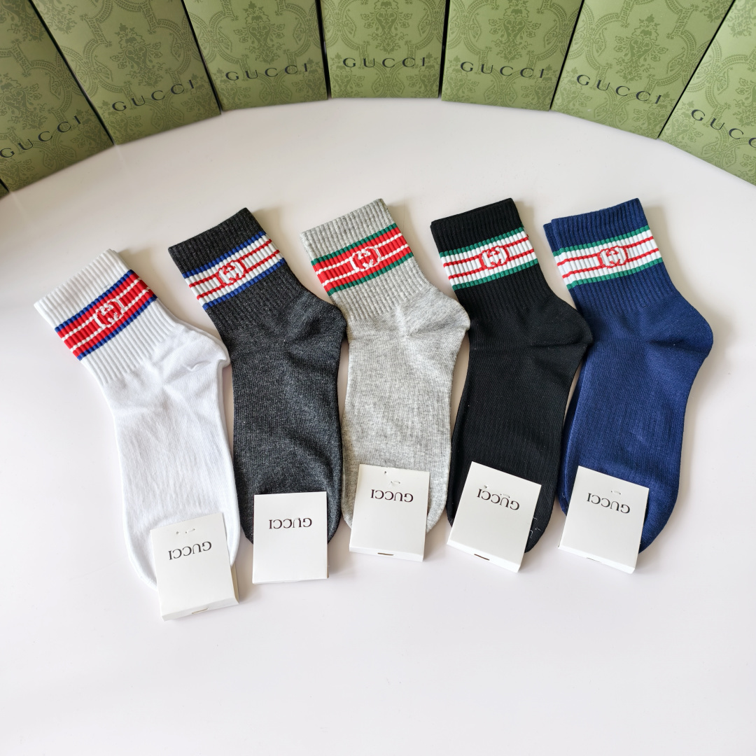 NO:766478,Special packaging: Gucci's new classic combed cotton mid-length pile socks!  Five pairs in a box, counter-synchronized tube socks, big brands out on the street, must-have super socks for fashionistas, stockings, socks, gucci, gucci, socks19860909特 配包装 Gucci（古驰）新款经典精梳棉中长款堆堆袜袜子！一盒五双, 专柜同步筒款袜子,大牌出街,潮人必备超好袜子,丝袜,袜子,gucci,gucci,socks,accessory