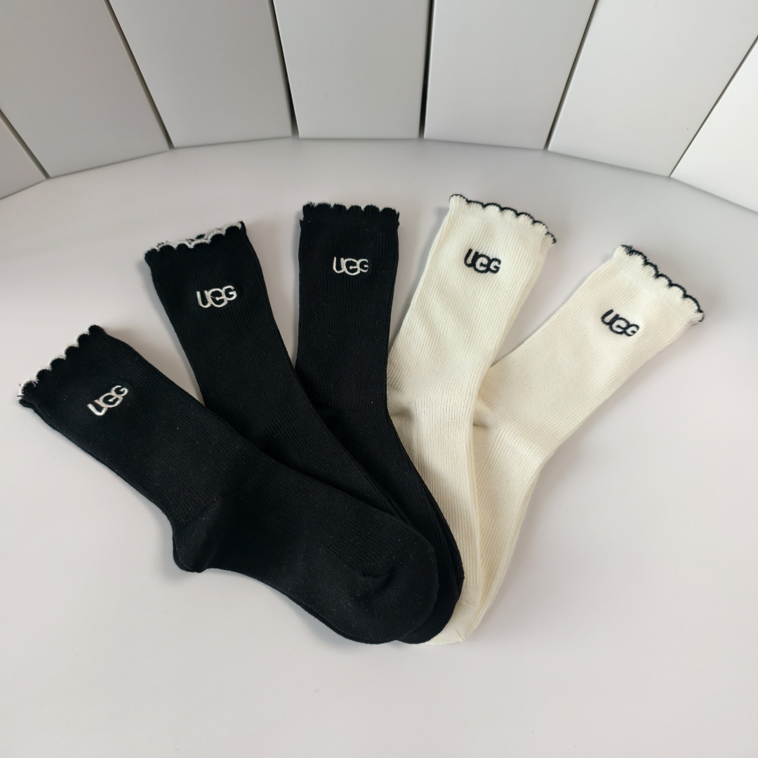 💛配专柜包装UGG 新款中长款堆堆袜袜子！一盒五双，专柜同步筒袜袜子，大牌出街，潮人必备🔥超好搭