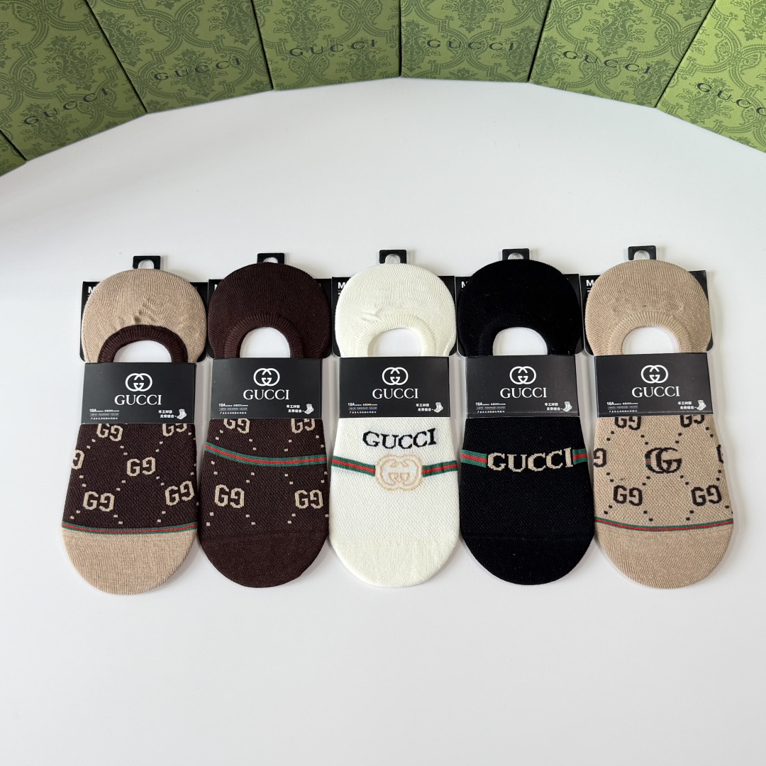💛配专柜包装Gucci（古驰）新款船袜堆堆袜袜子！一盒五双，专柜同步筒袜袜子，💛大牌出街，潮人必备🔥超好