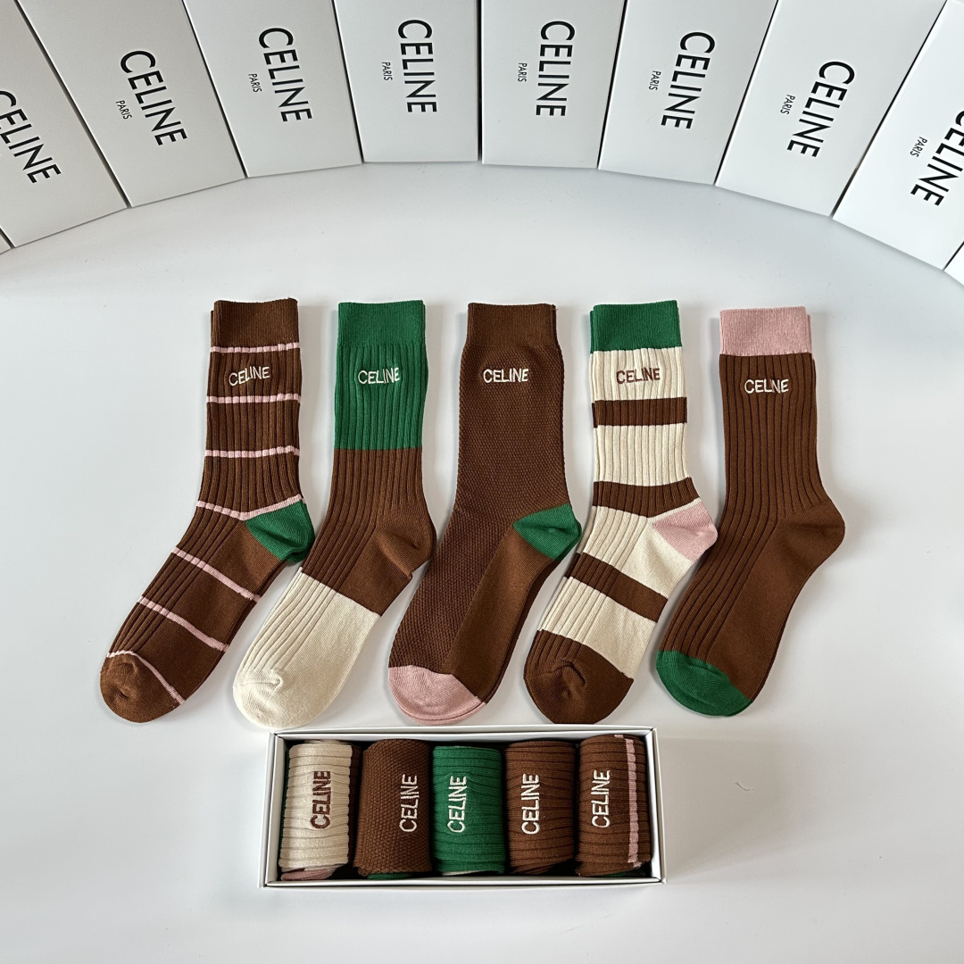 💛配专柜包装Celine（赛琳）新款双针刺绣中长款堆堆袜袜子！一盒五双，专柜同步筒袜袜子，💛大牌出街，潮