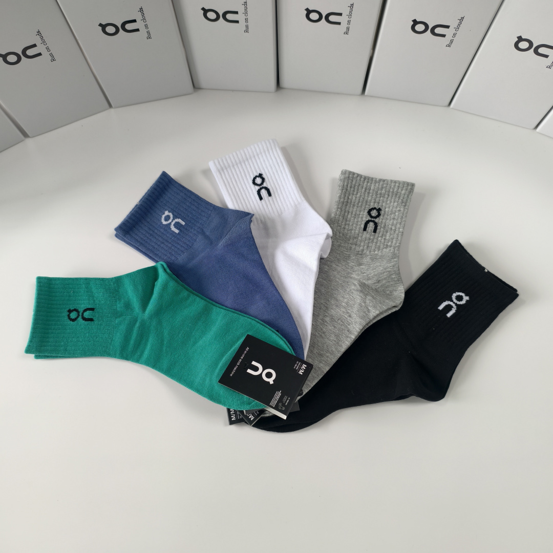 💛配包装On昂跑Cloudtilt 新款中长堆堆袜袜子！一盒五双， 专柜同步筒款袜子，💛大牌出街，潮人必