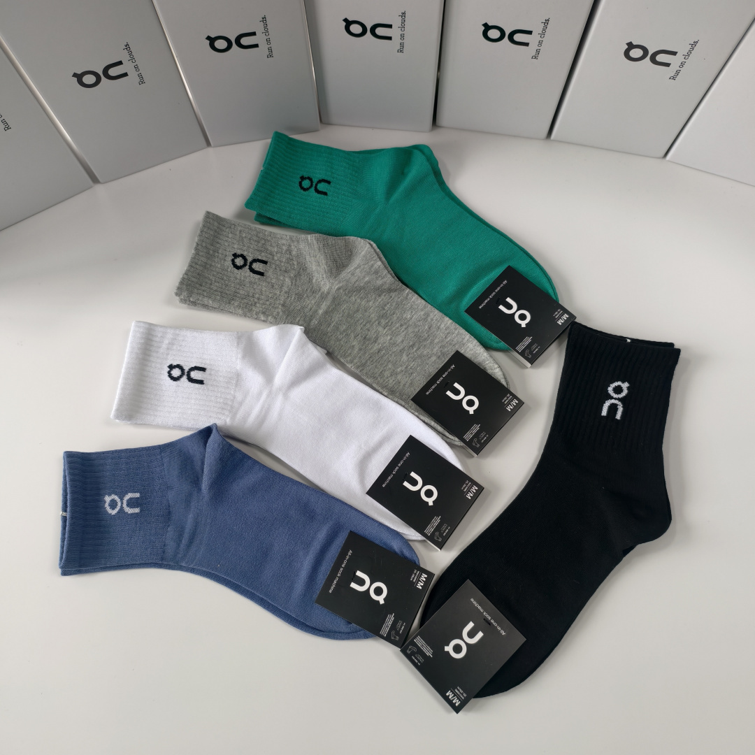 💛配包装On昂跑Cloudtilt 新款中长堆堆袜袜子！一盒五双， 专柜同步筒款袜子，💛大牌出街，潮人必