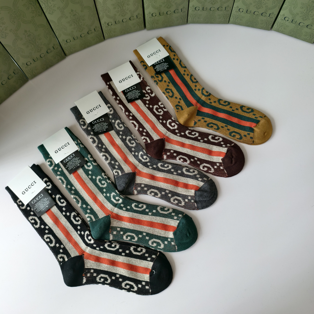 💛配包装GUCCI（古驰）新款双针经典中长款堆堆袜袜子！一盒五双， 专柜同步筒款袜子，💛大牌出街，潮人必
