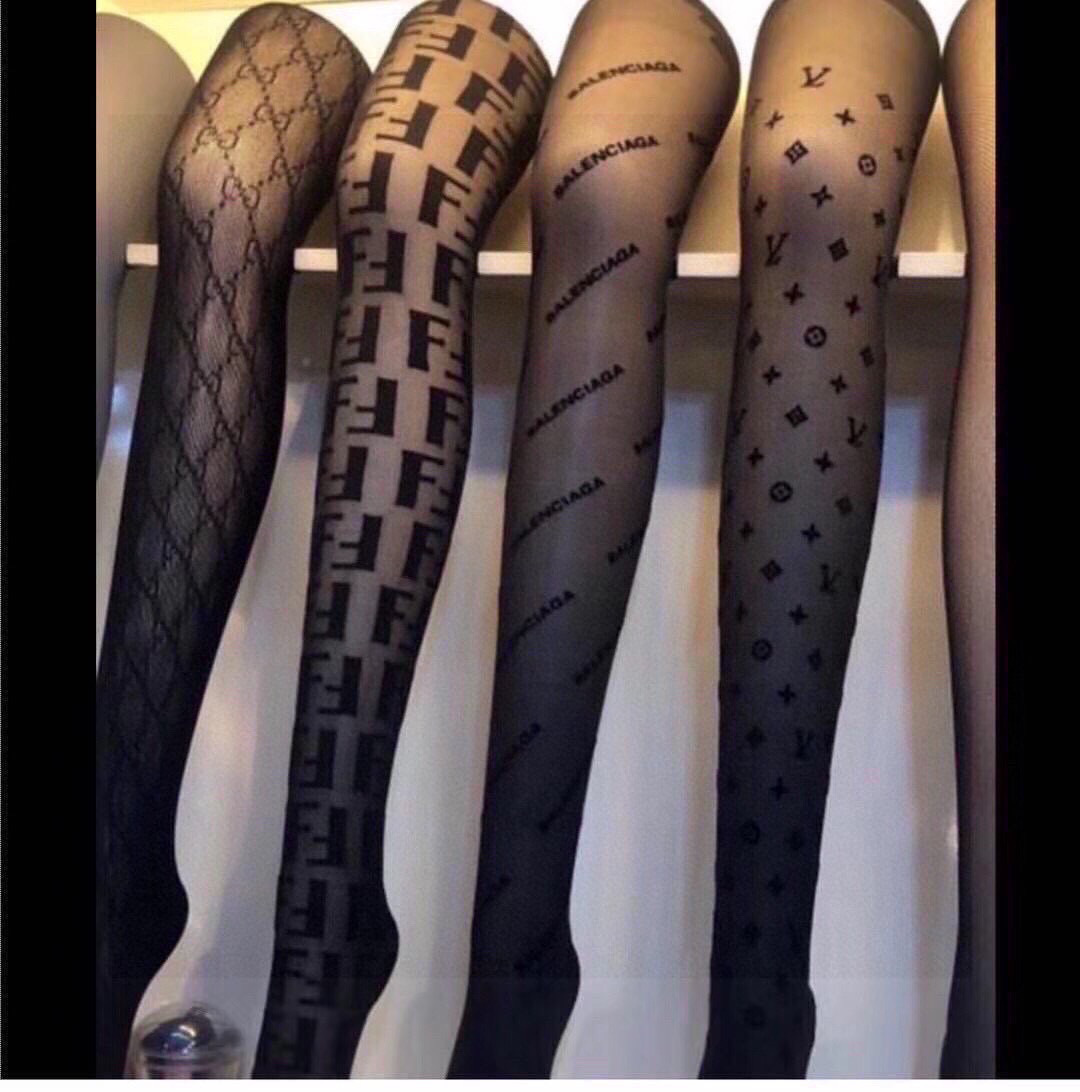 配包装LOUIS VUITTON（路易威登）连体植绒丝袜[色][色]各路明星！网红、时尚达人喜爱款[得意
