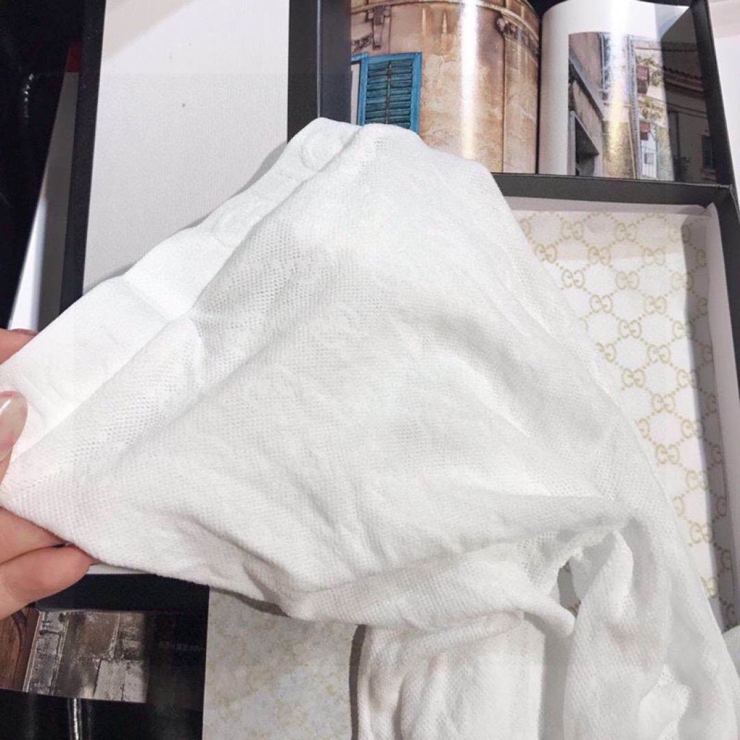 配包装官网同款GUCCI（古奇）腰部带logo连体网裤，女神丝袜必备单品[调皮][调皮]现货中🎁黑色，白