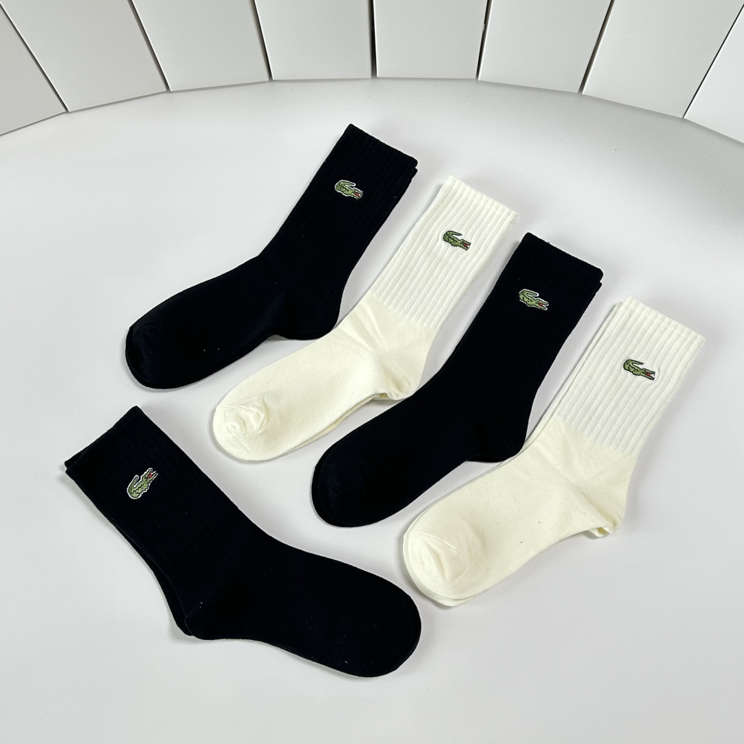 💛配专柜包装LACOSTE（鳄鱼）新款羊绒中长款堆堆袜袜子！一盒五双，专柜同步筒袜袜子，💛大牌出街，潮人