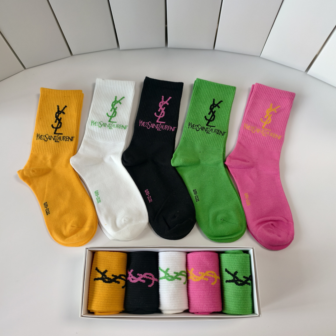 💛配专柜包装YSL（圣罗兰）新款中长款堆堆袜袜子！一盒五双，专柜同步筒袜袜子，大牌出街，潮人必备。超好搭