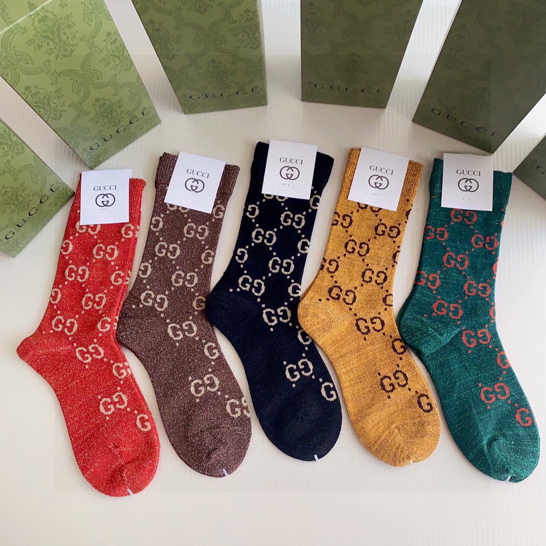 NO:852000,Specially equipped with counter packaging Gucci's new gold mid-length pile socks!  Five pairs in a box, synchronized tube socks at the counter, big brands going out on the street, must-have socks for fashionistas, stockings, socks, gucci, gucci, socks19860909特 配专柜包装 Gucci（古驰）新款金丝中长款堆堆袜袜子！一盒五双,专柜同步筒袜袜子,大牌出街,潮人必备超好搭袜子,丝袜,袜子,gucci,gucci,socks,accessory