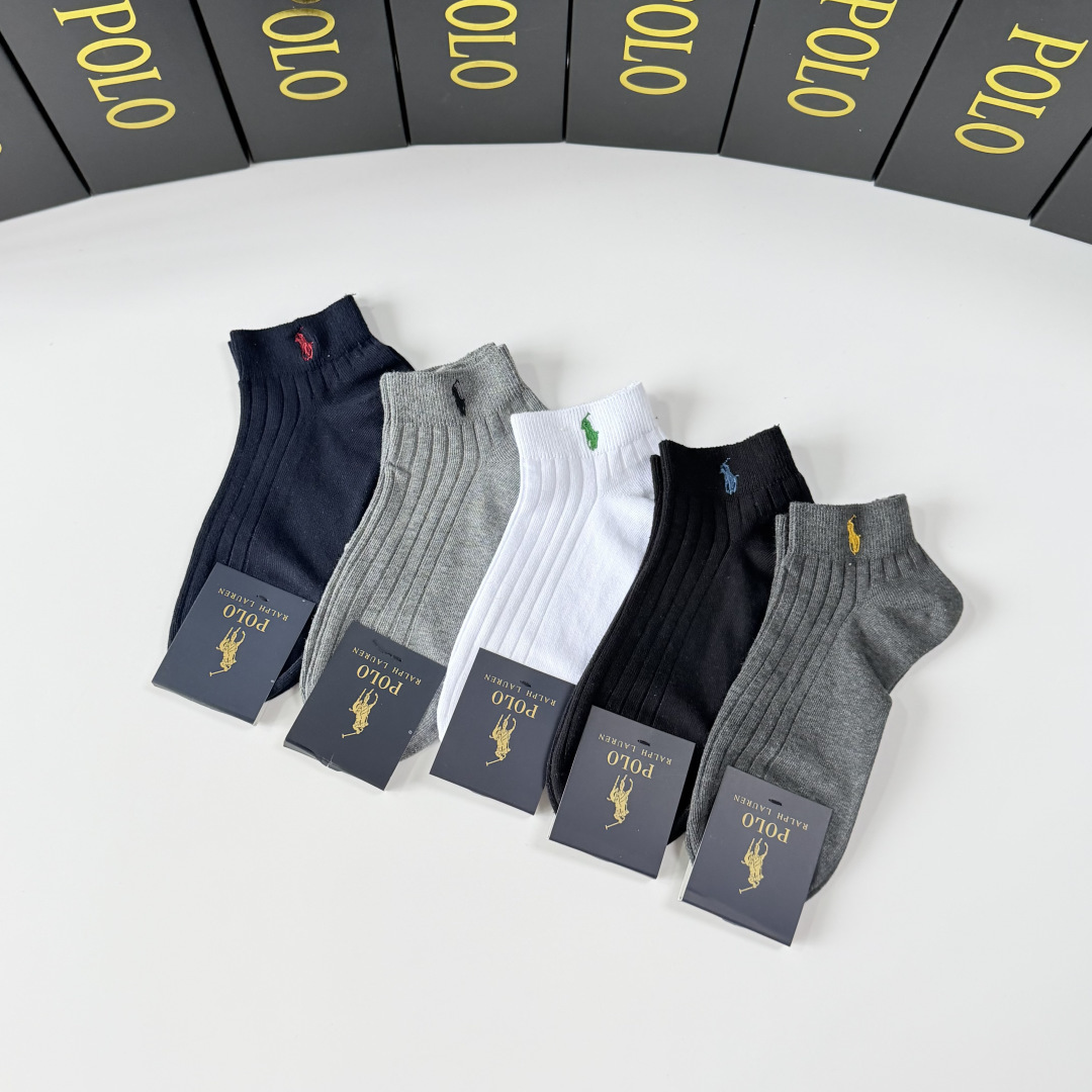 💛配专柜包装 POLO（保罗）新款刺绣中短款堆堆袜袜子！一盒五双，专柜同步筒袜袜子，💛大牌出街，潮人必备。超好搭。