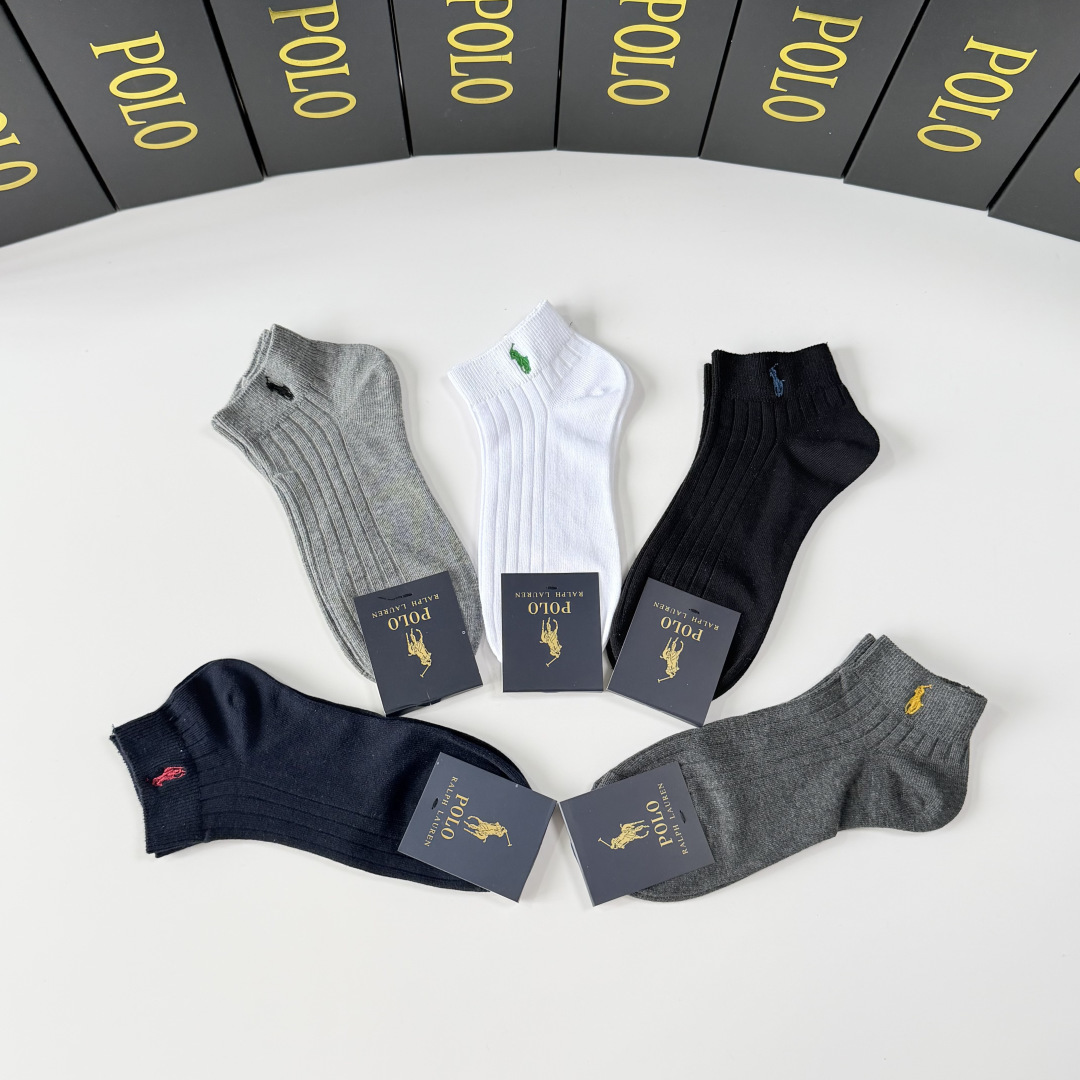 💛配专柜包装 POLO（保罗）新款刺绣中短款堆堆袜袜子！一盒五双，专柜同步筒袜袜子，💛大牌出街，潮人必备。超好搭。