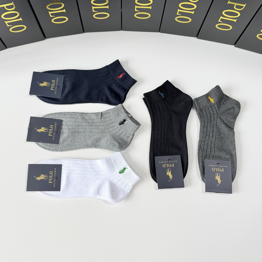 💛配专柜包装 POLO（保罗）新款刺绣中短款堆堆袜袜子！一盒五双，专柜同步筒袜袜子，💛大牌出街，潮人必备。超好搭。