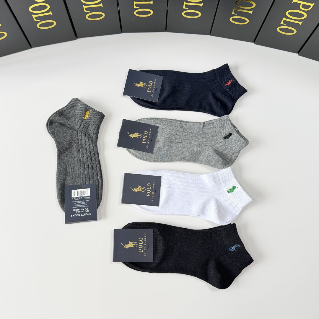 💛配专柜包装 POLO（保罗）新款刺绣中短款堆堆袜袜子！一盒五双，专柜同步筒袜袜子，💛大牌出街，潮人必备。超好搭。