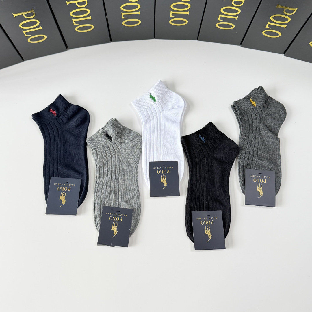 💛配专柜包装 POLO（保罗）新款刺绣中短款堆堆袜袜子！一盒五双，专柜同步筒袜袜子，💛大牌出街，潮人必备。超好搭。