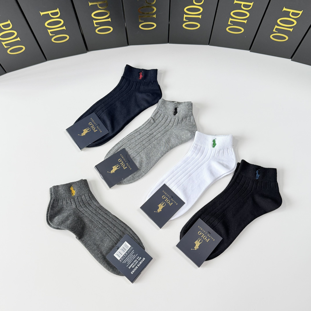 💛配专柜包装 POLO（保罗）新款刺绣中短款堆堆袜袜子！一盒五双，专柜同步筒袜袜子，💛大牌出街，潮人必备。超好搭。
