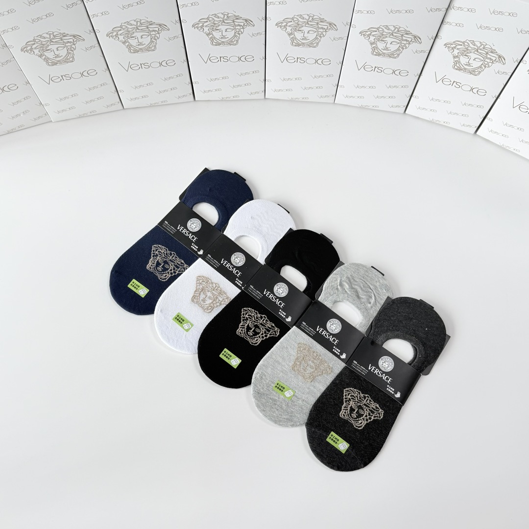💛配专柜包装 VERSACE（范思哲）新款船袜堆堆袜袜子！一盒五双，专柜同步筒袜袜子，💛大牌出街，潮人必备。超好搭