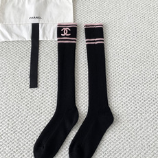 💛配包装 Chanel (香奈儿) 爆款出货 官网新款双针羊绒长袜堆堆袜袜子🧦!一盒一双,专柜同步筒袜袜子,💛大牌出街, 💛配包装 Chanel (香奈儿) 爆款出货 官网新款双针羊绒长袜堆堆袜袜子🧦!一盒一双,专柜同步筒袜袜子,💛大牌出街,