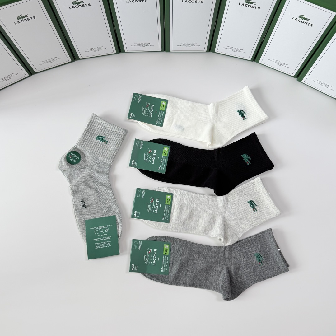💛配专柜包装 LACOSTE（鳄鱼）新款中长款堆堆袜袜子！一盒五双，专柜同步筒袜袜子，💛大牌出街，潮人必备🔥超好搭。