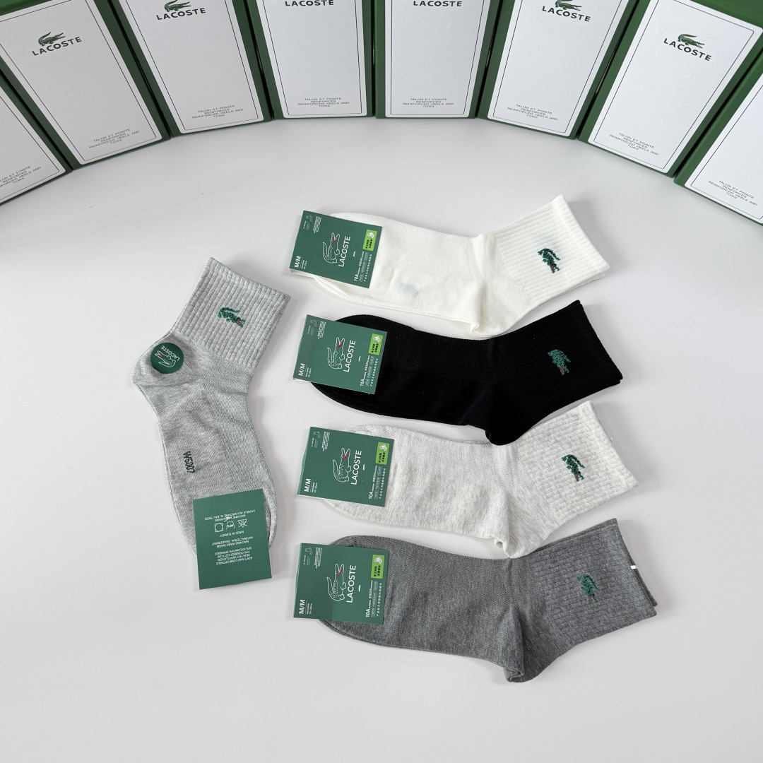 💛配专柜包装 LACOSTE（鳄鱼）新款中长款堆堆袜袜子！一盒五双，专柜同步筒袜袜子，💛大牌出街，潮人必备🔥超好搭。