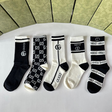 💛配包装 Gucci(古驰)新款经典中长款堆堆袜袜子!一盒五双, 专柜同步筒款袜子,💛大牌出街,潮人必备🔥超好 💛配包装 Gucci(古驰)新款经典中长款堆堆袜袜子!一盒五双, 专柜同步筒款袜子,💛大牌出街,潮人必备🔥超好