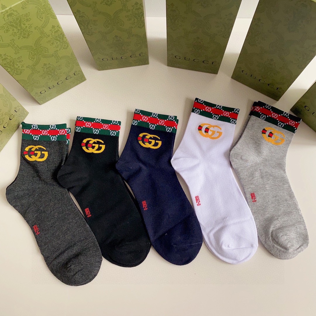 💛配专柜包装 GUCCI(古驰)新款中长款堆堆袜袜子!一盒五双,专柜同步筒袜袜子,💛大牌出街,潮人必备🔥超好搭 💛配专柜包装 GUCCI(古驰)新款中长款堆堆袜袜子!一盒五双,专柜同步筒袜袜子,💛大牌出街,潮人必备🔥超好搭