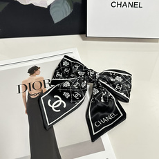 配专柜包装 Chanel(香奈儿)最新蝴蝶结中古发夹# 信我!人手必备的单品 这件必须买 洋气神仙颜值💕💫 小仙女要收了 配专柜包装 Chanel(香奈儿)最新蝴蝶结中古发夹# 信我!人手必备的单品 这件必须买 洋气神仙颜值💕💫 小仙女要收了