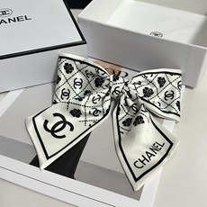 配专柜包装 Chanel(香奈儿)最新蝴蝶结中古发夹# 信我!人手必备的单品 这件必须买 洋气神仙颜值💕💫 小仙女要收了 配专柜包装 Chanel(香奈儿)最新蝴蝶结中古发夹# 信我!人手必备的单品 这件必须买 洋气神仙颜值💕💫 小仙女要收了
