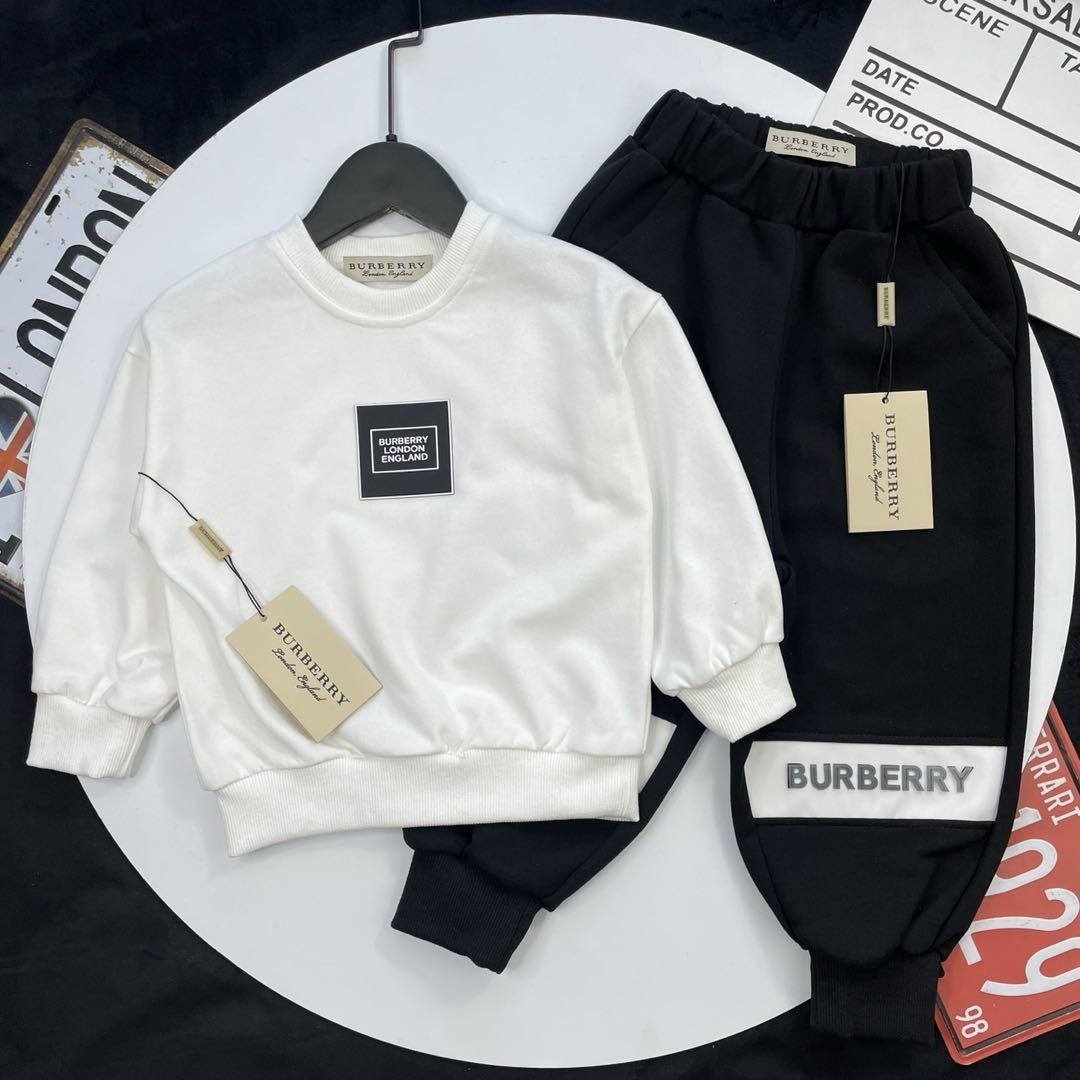 🌐 Burberry ♻️ Conjunto (90-150) ♻️ Sudadera ♻️ Pantalones de chándal 🎗 ¡Etiqueta original! ¡Embalaje original! ¡Marca…