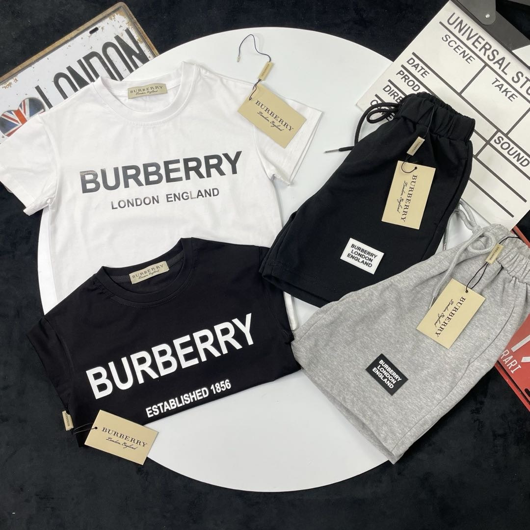 🌐 Burberry ♻️ Conjunto (90-150) ♻️ Camiseta ♻️ Pantalones cortos 🎗 ¡Etiqueta original! ¡Embalaje original! ¡Marca ori…