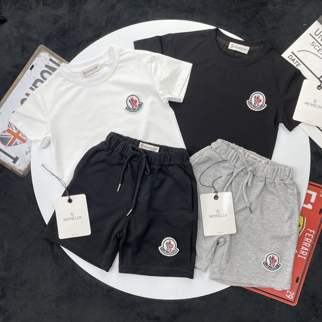 🌐Moncler ♻️ Conjunto (90-150) ♻️ Camiseta ♻️ Pantalones cortos 🎗¡Etiqueta original! ¡Embalaje original! ¡Marca origin…