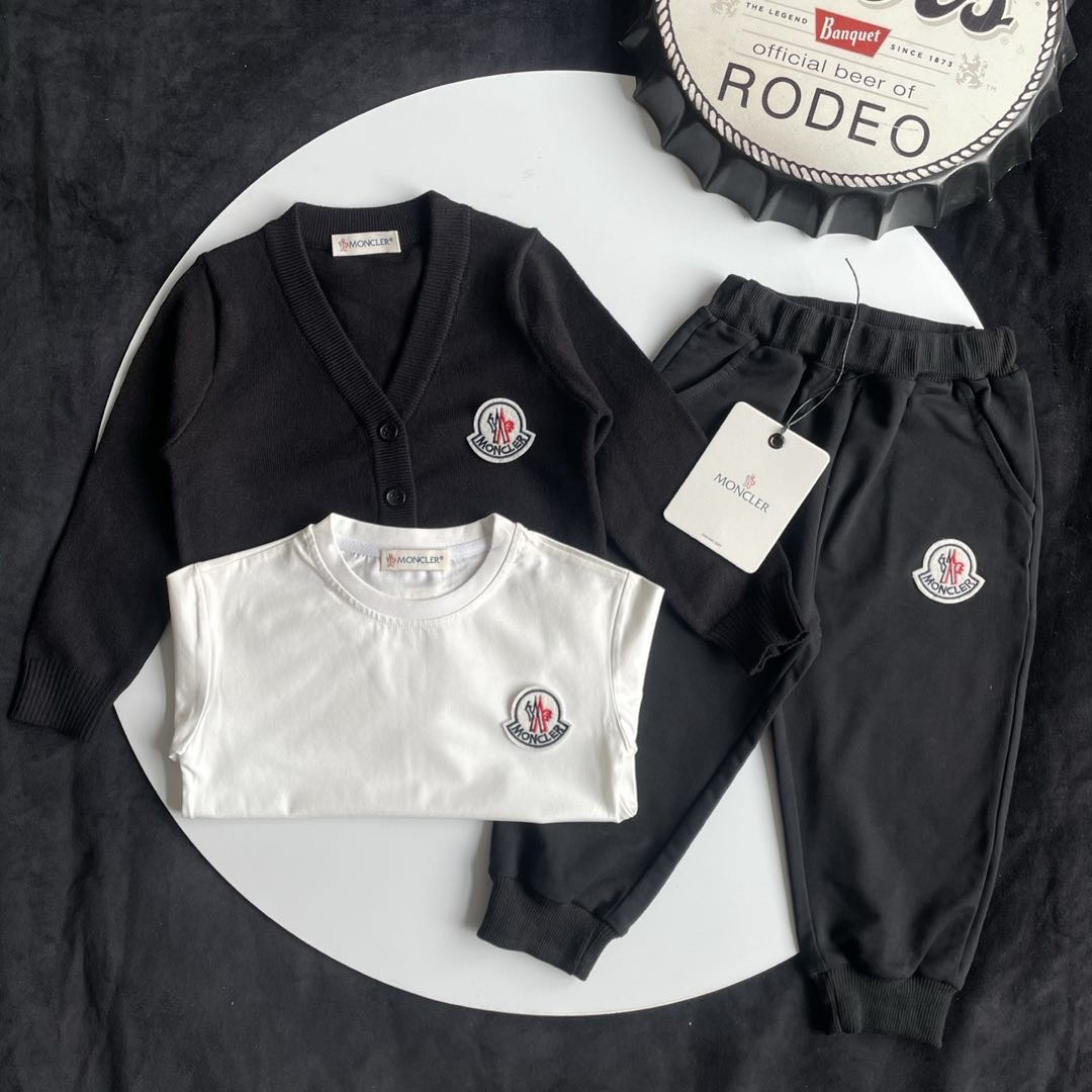 🌐Moncler ♻️ Conjunto de tres piezas (90-150) ♻️Suéter ♻️Pantalones deportivos ♻️Camiseta de manga larga ♻️Camiseta de …