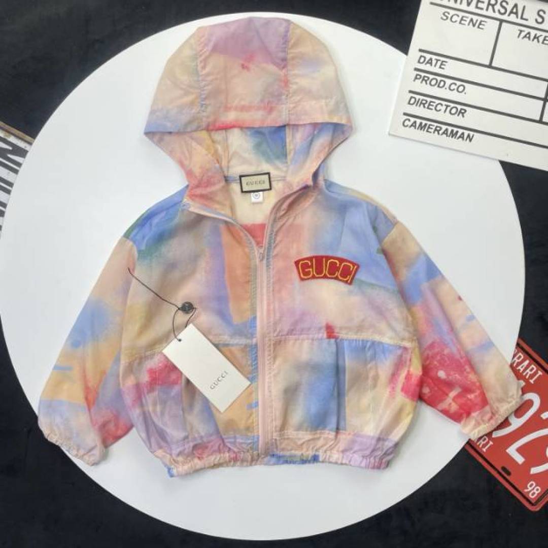 🌐 Gucci ♻️ Chaqueta de protección solar (90-150) ♻️ Abrigo 🎗 ¡Etiqueta original! ¡Embalaje original! ¡Marca original!…