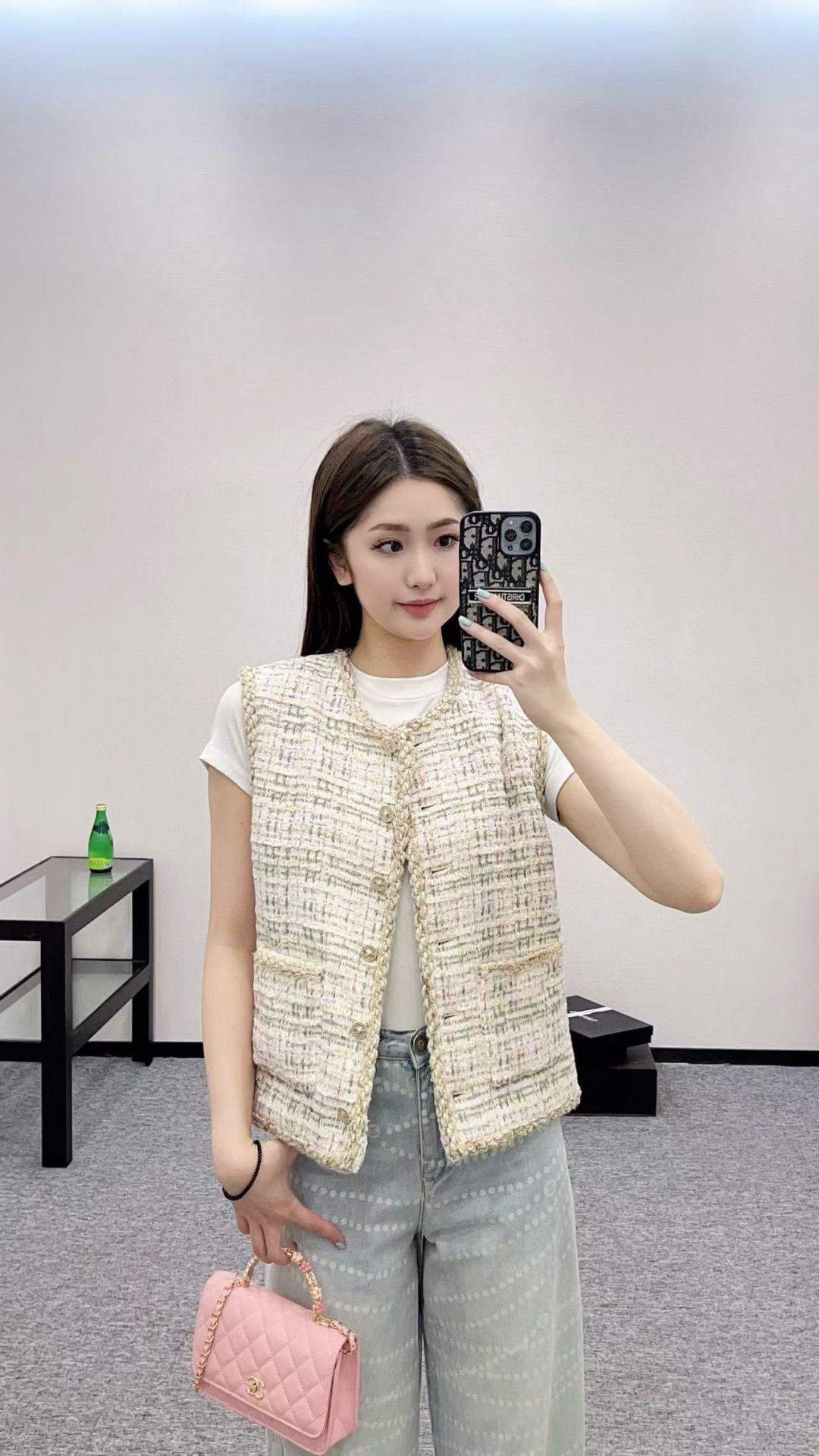 Elegant Tweed Vest with Gold Trim - Sleeveless Jacket for Women, Classic Style