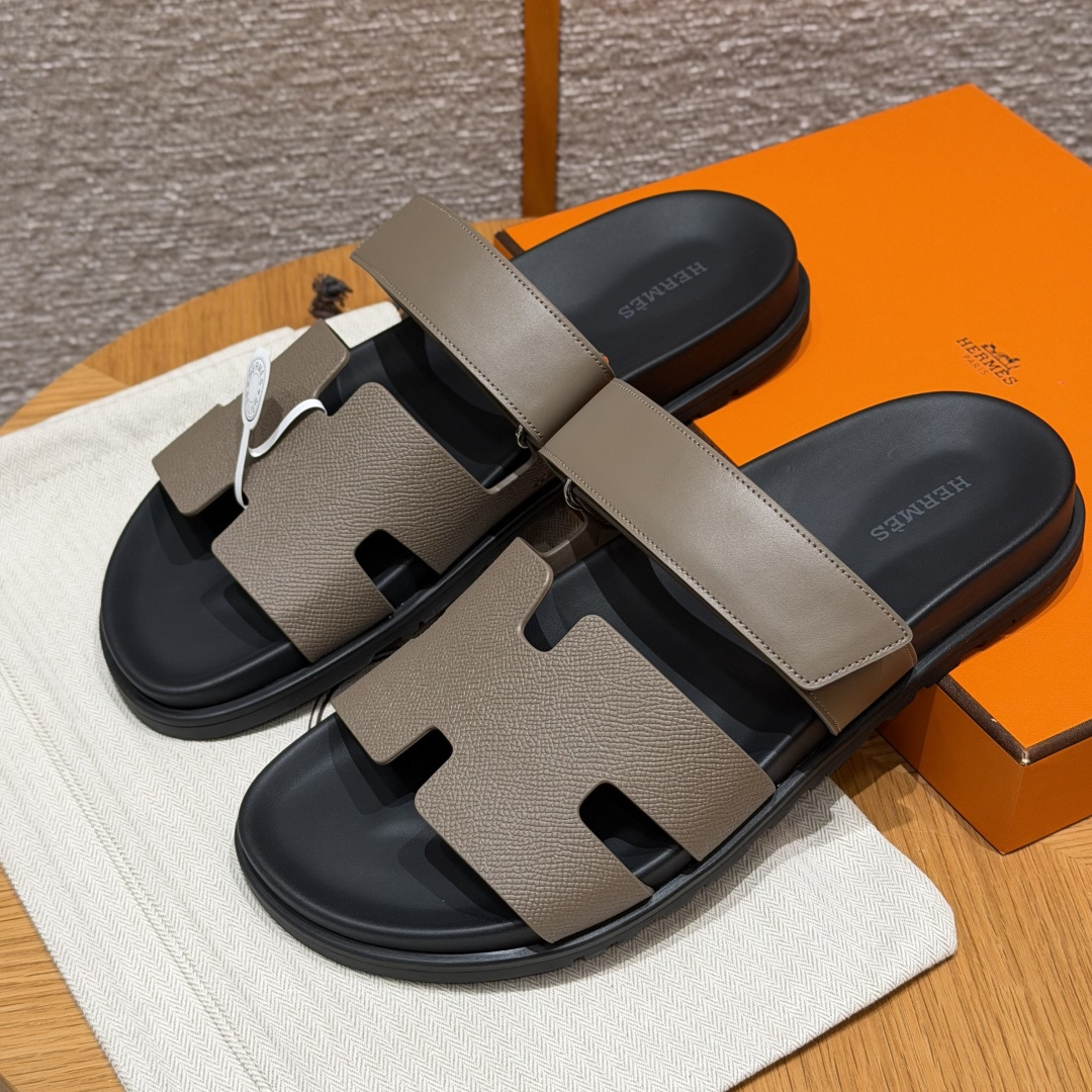 HERMES Chyper サンダル ビーチサンダル メンズ 春秋用 ファッション クラシック