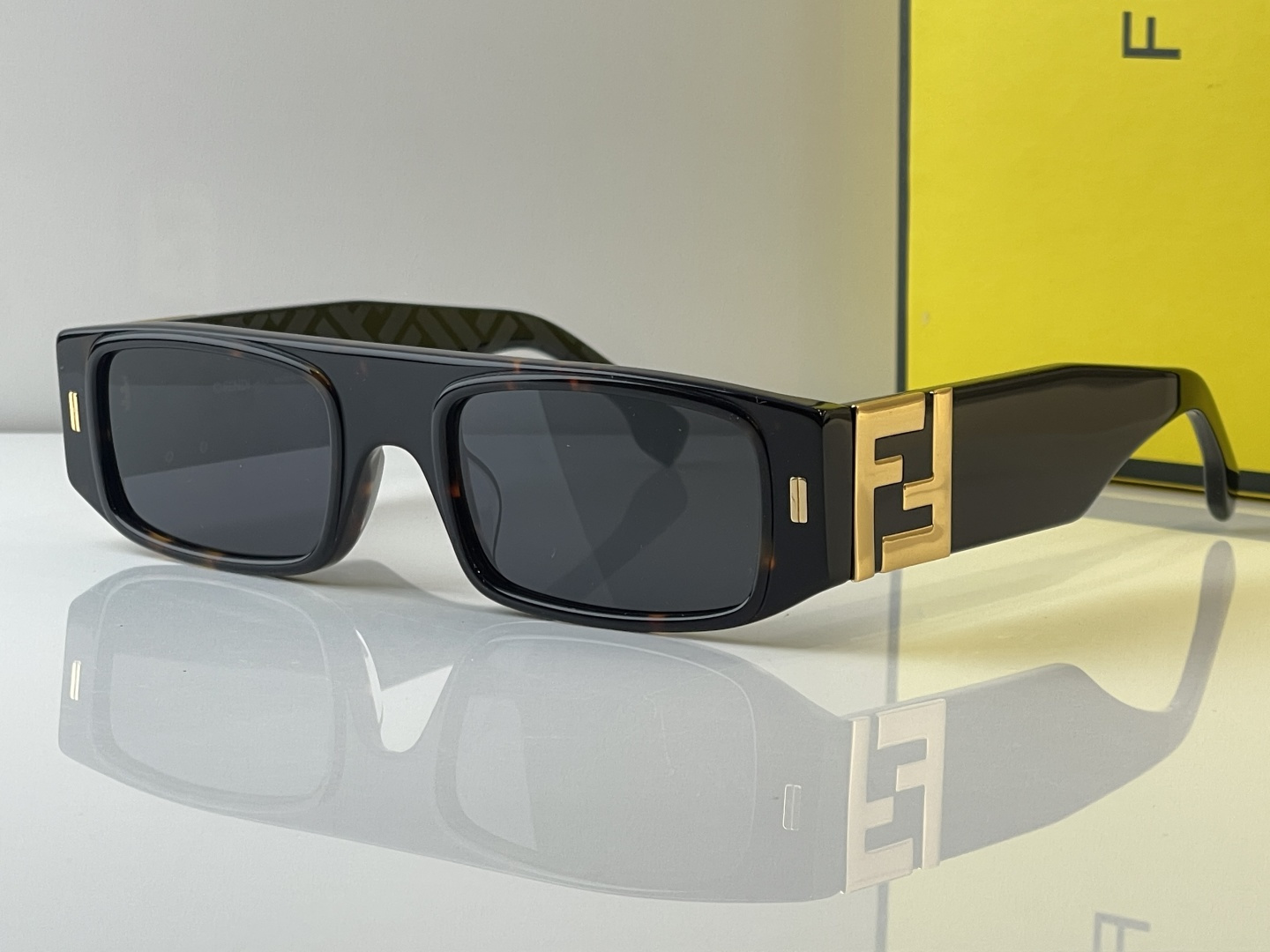FENDI versión superior MOD：FE40587 Talla：54口23 145 🉐170
