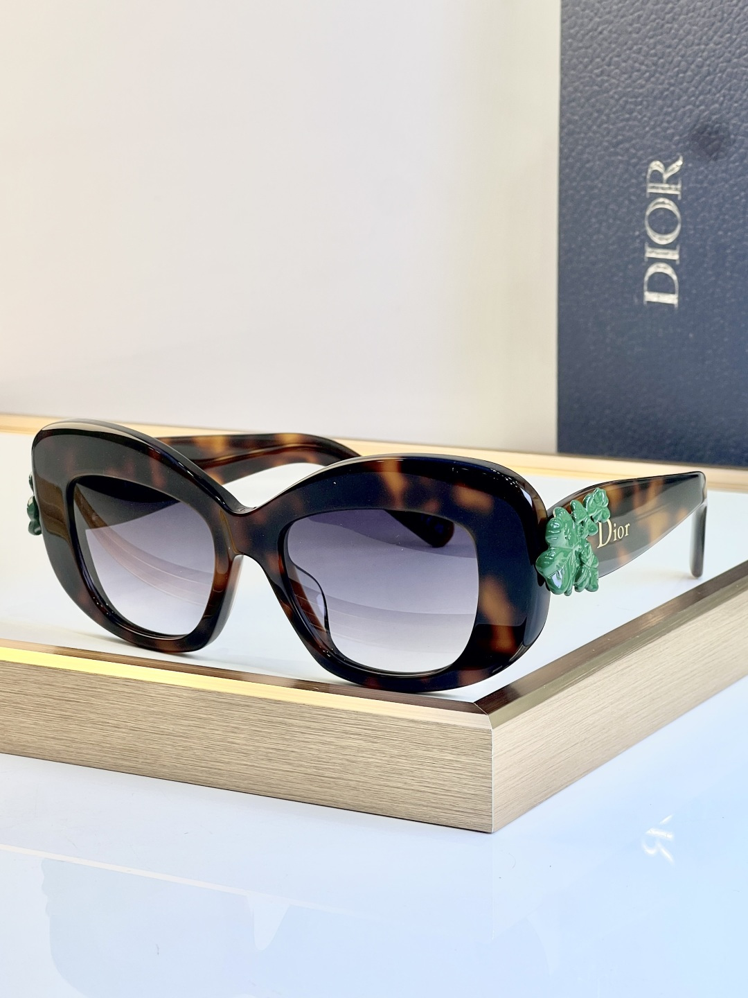 DIO*💚 MODELO: Dior Clover S3F TALLA: 51口18-145🉐160