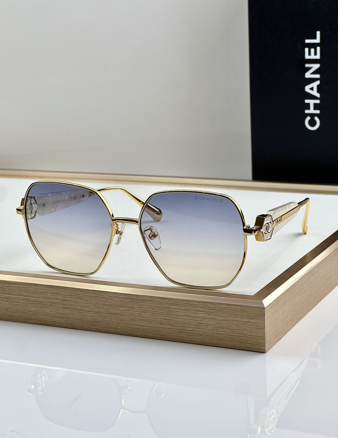 Chanel CHANE*