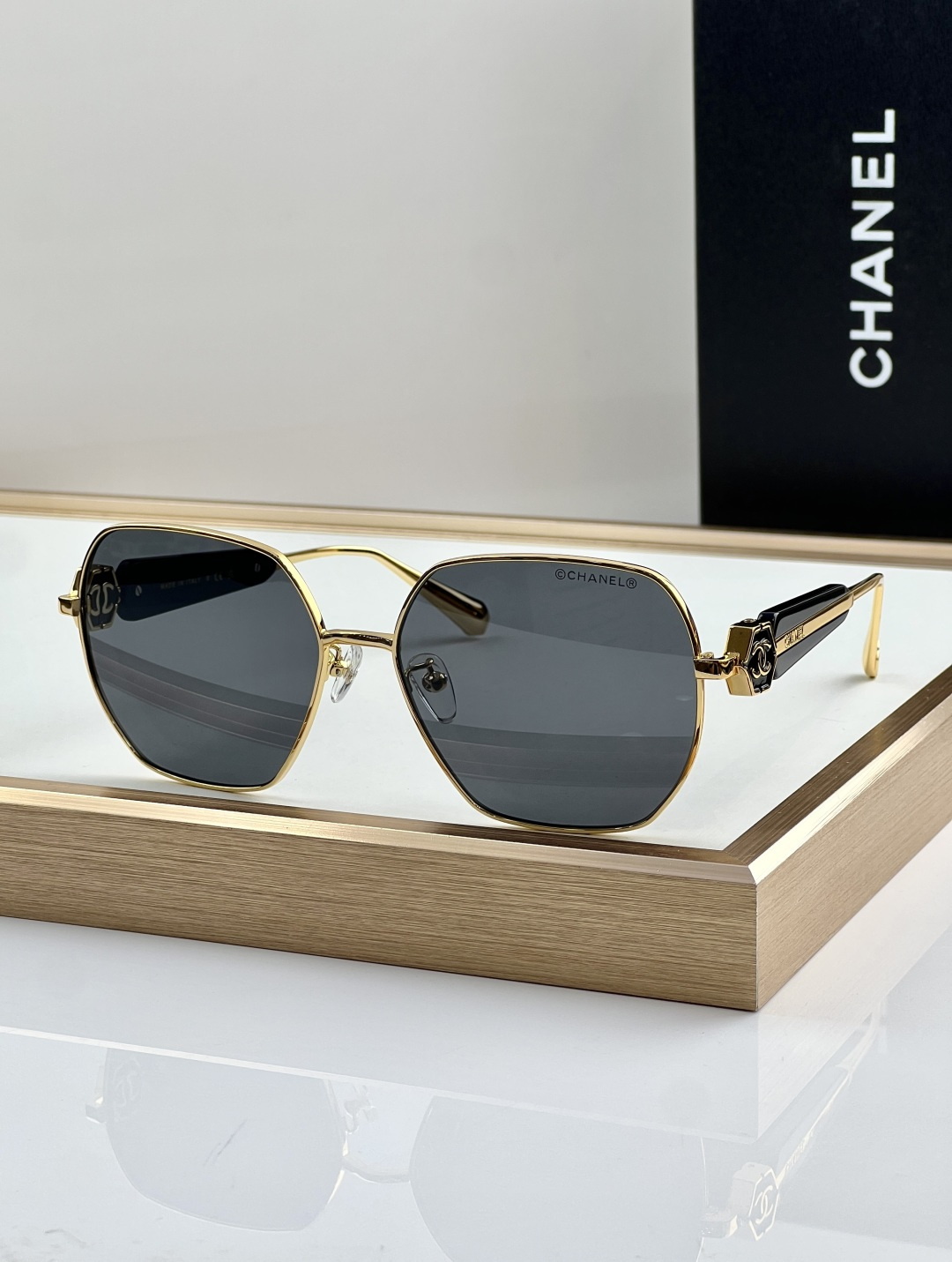 Chanel CHANE*