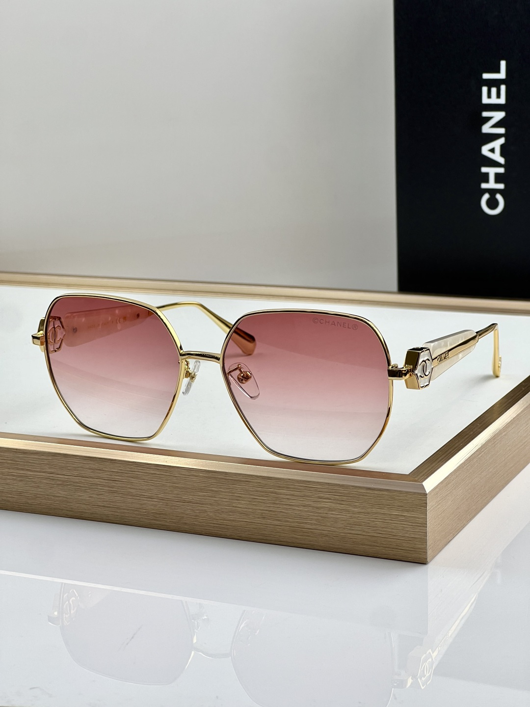 Chanel CHANE*