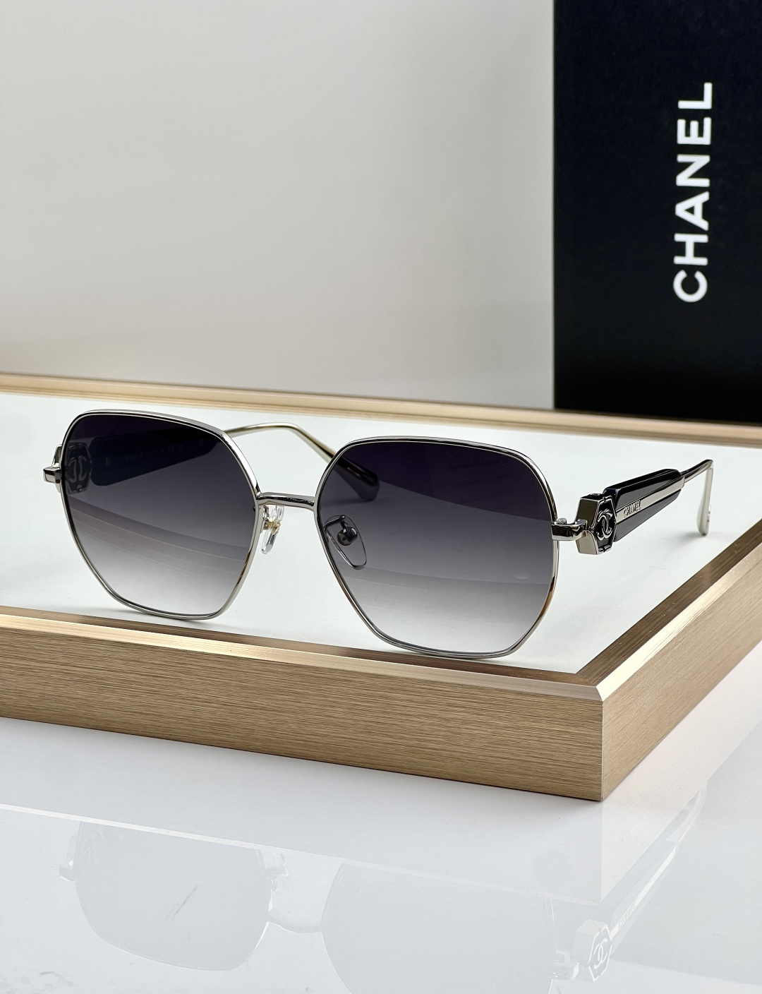 Chanel CHANE*