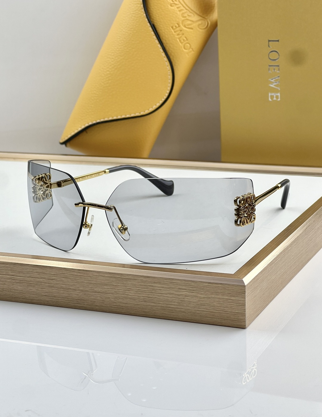 Loewe LOEW*