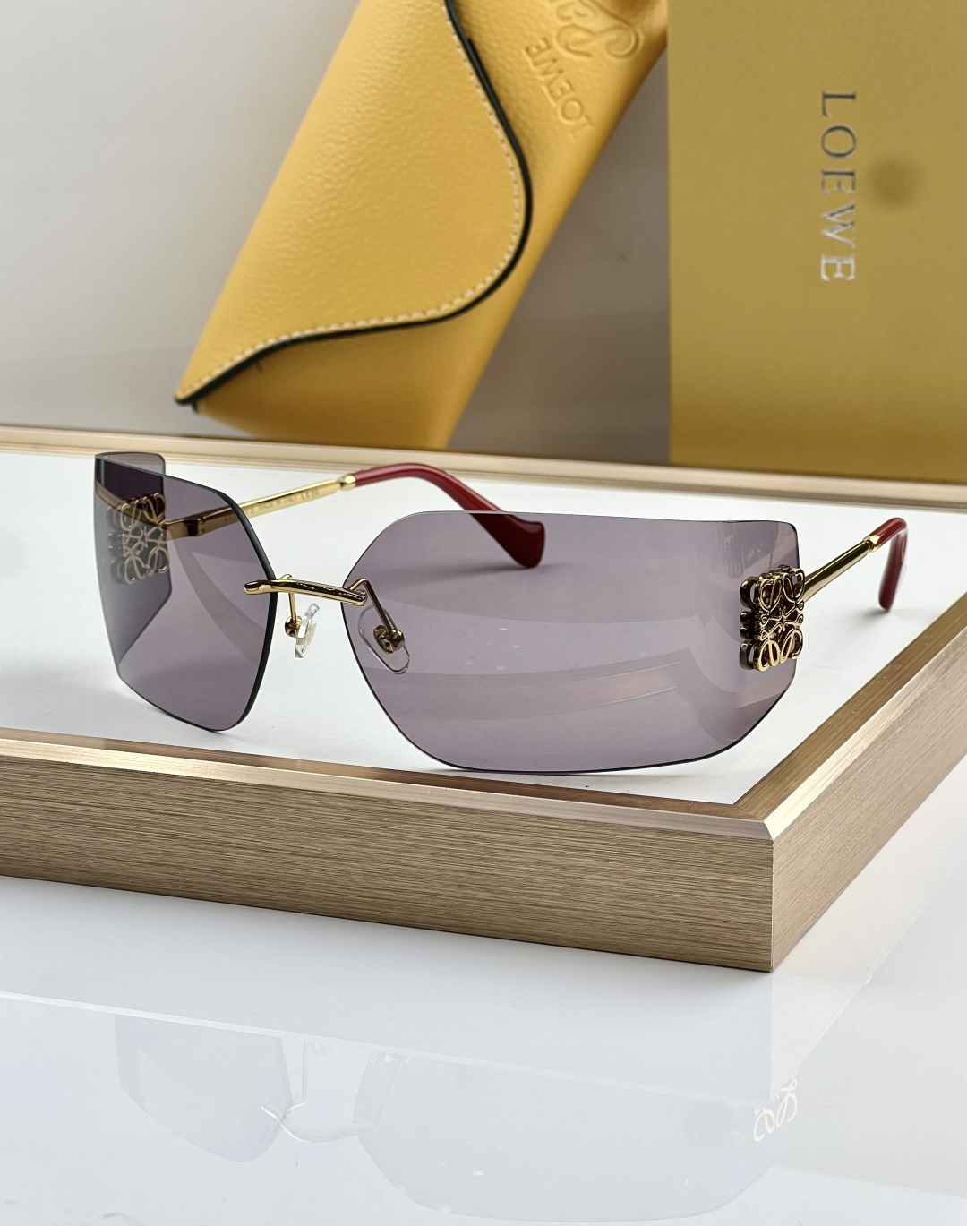 Loewe LOEW*