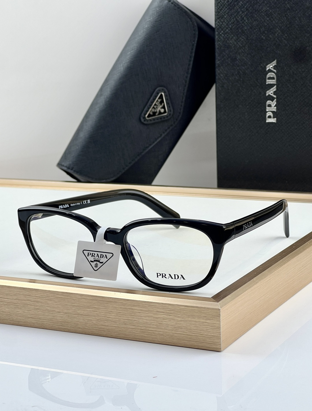 Prada Prada